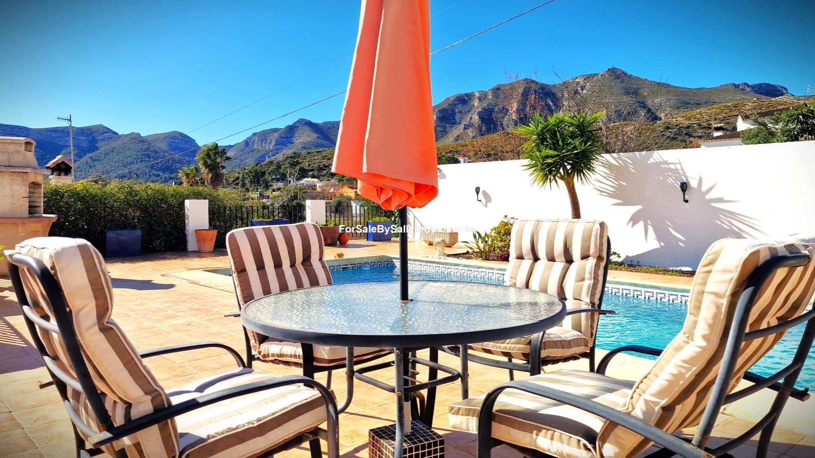 Chalet de 6 habitaciones en Gandia en venta con piscina garaje - 649.000 € (Ref: 9623182)