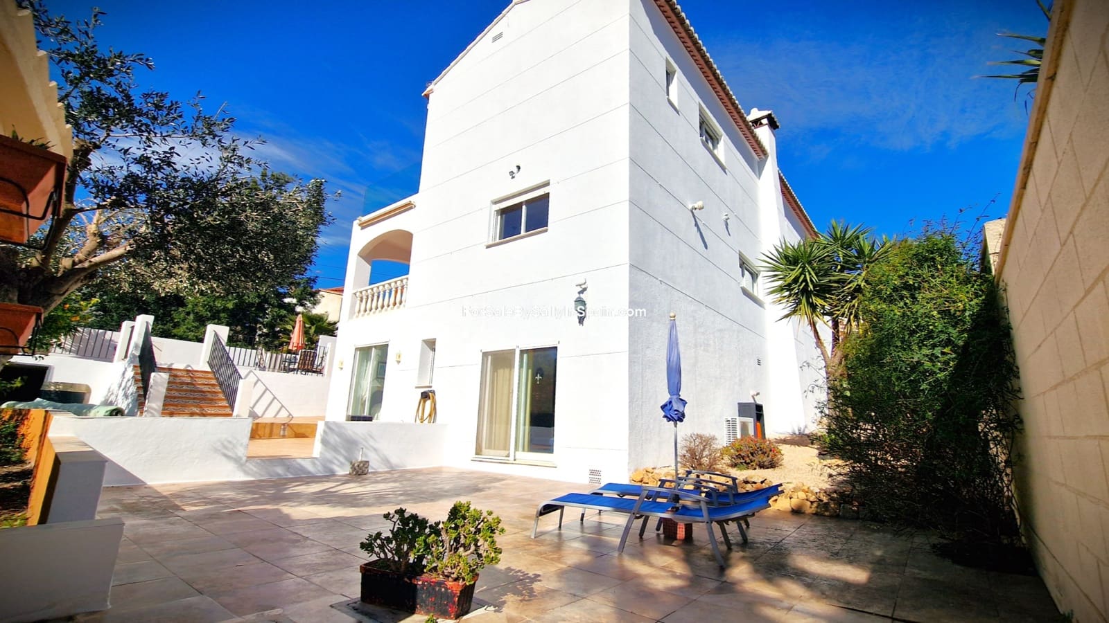 Chalet de 6 habitaciones en Gandia en venta con piscina garaje - 649.000 € (Ref: 9623182)