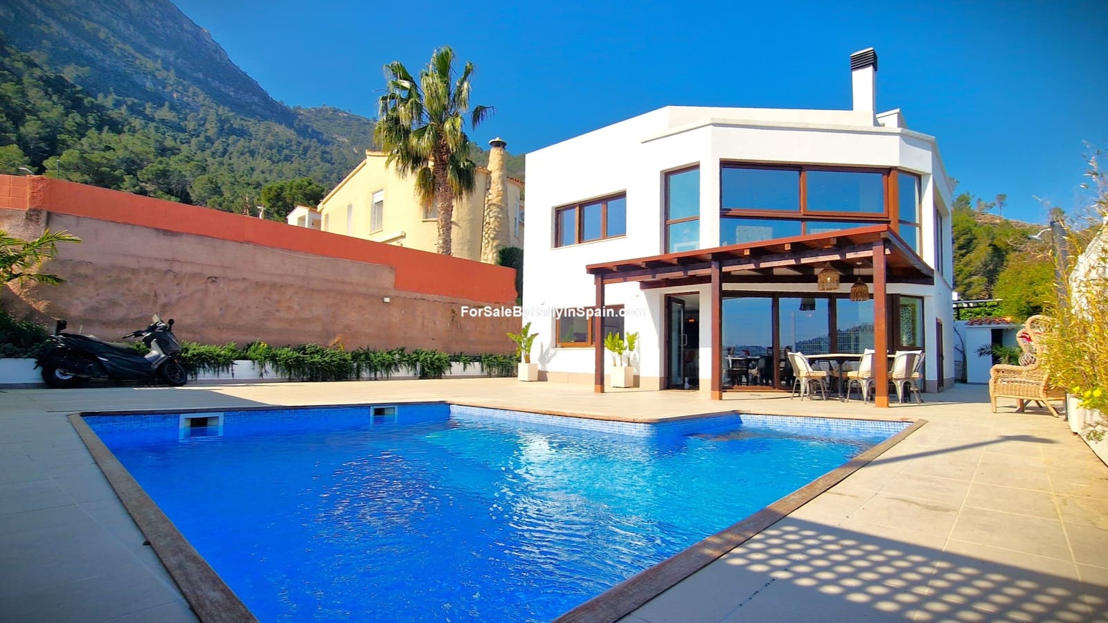 3 quarto Moradia para venda em Gandia com piscina garagem - 699 000 € (Ref: 9656611)