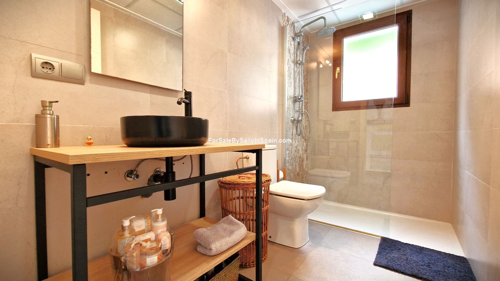 3 quarto Moradia para venda em Gandia com piscina garagem - 699 000 € (Ref: 9656611)