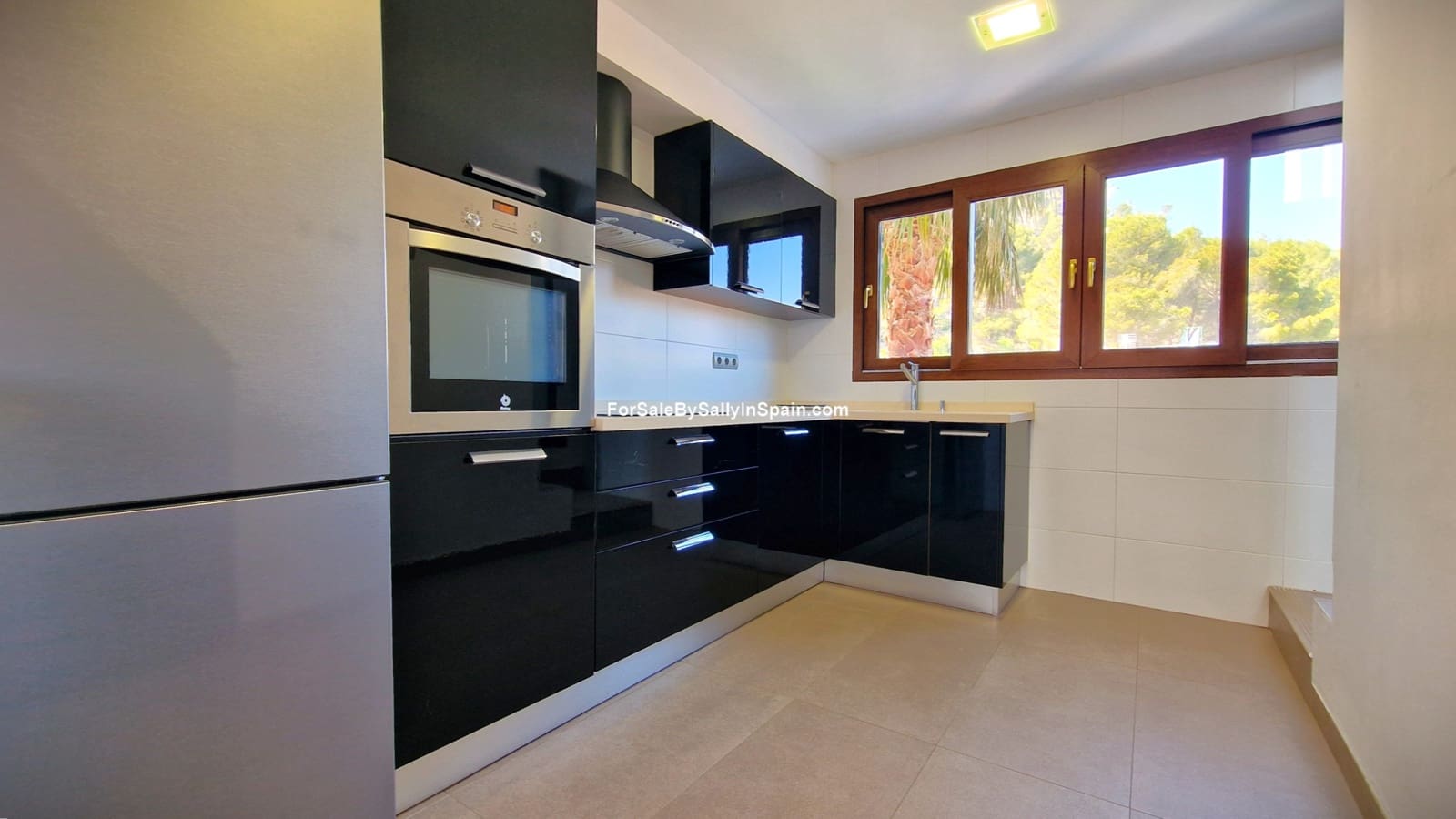 3 quarto Moradia para venda em Gandia com piscina garagem - 699 000 € (Ref: 9656611)