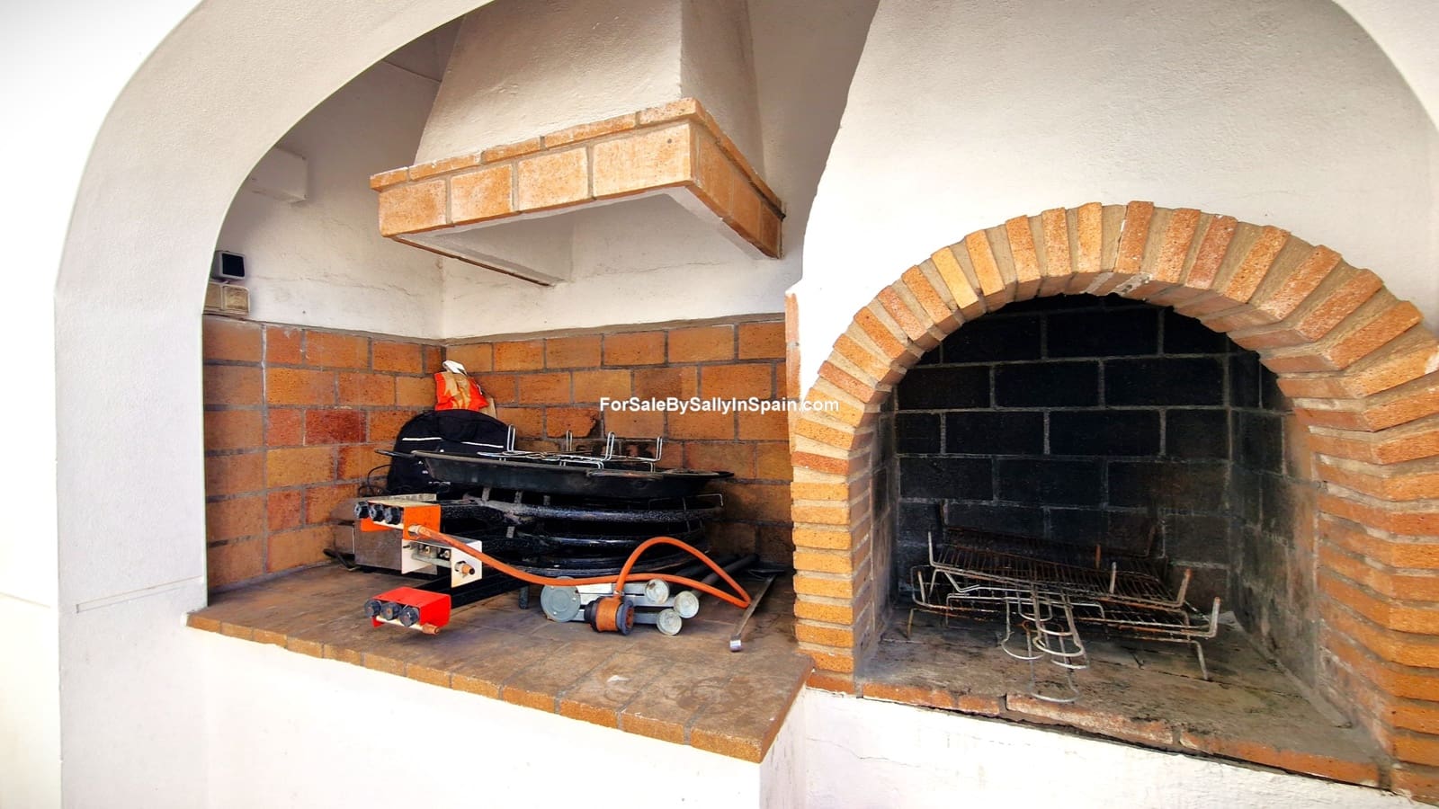 3 quarto Moradia para venda em Gandia com piscina garagem - 699 000 € (Ref: 9656611)