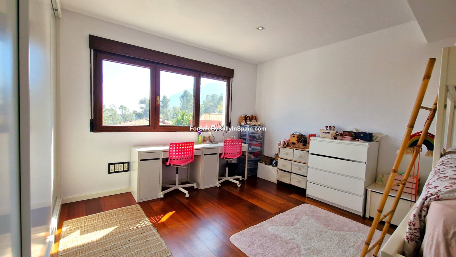 3 quarto Moradia para venda em Gandia com piscina garagem - 699 000 € (Ref: 9656611)