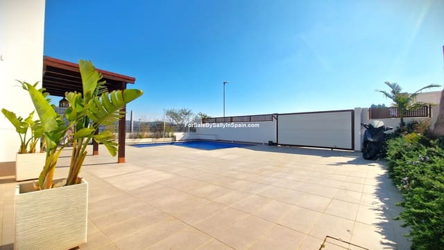 3 sypialnia Willa na sprzedaż w Gandia z basenem garażem - 599 000 € (Ref: 9656611)