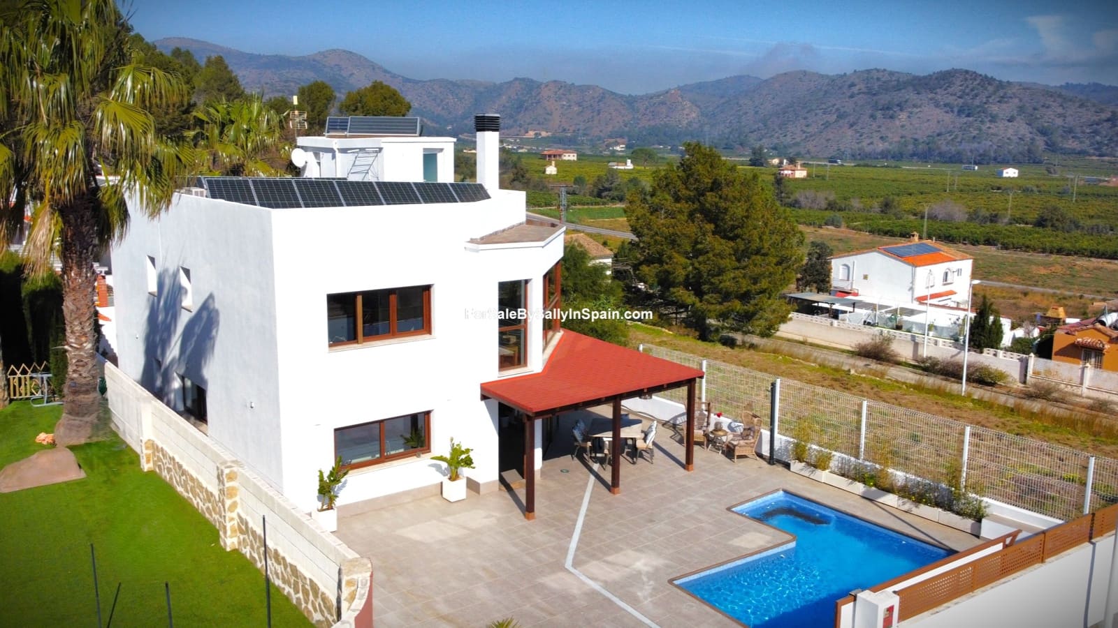 3 quarto Moradia para venda em Gandia com piscina garagem - 699 000 € (Ref: 9656611)