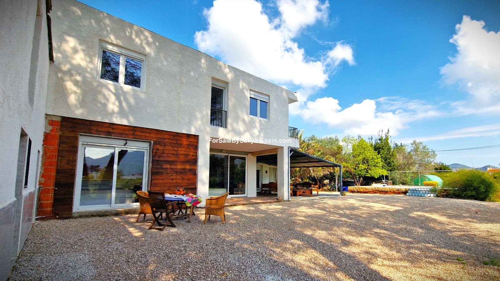 Chalet de 5 habitaciones en Gandia en venta con piscina garaje - 450.000 € (Ref: 9730580)