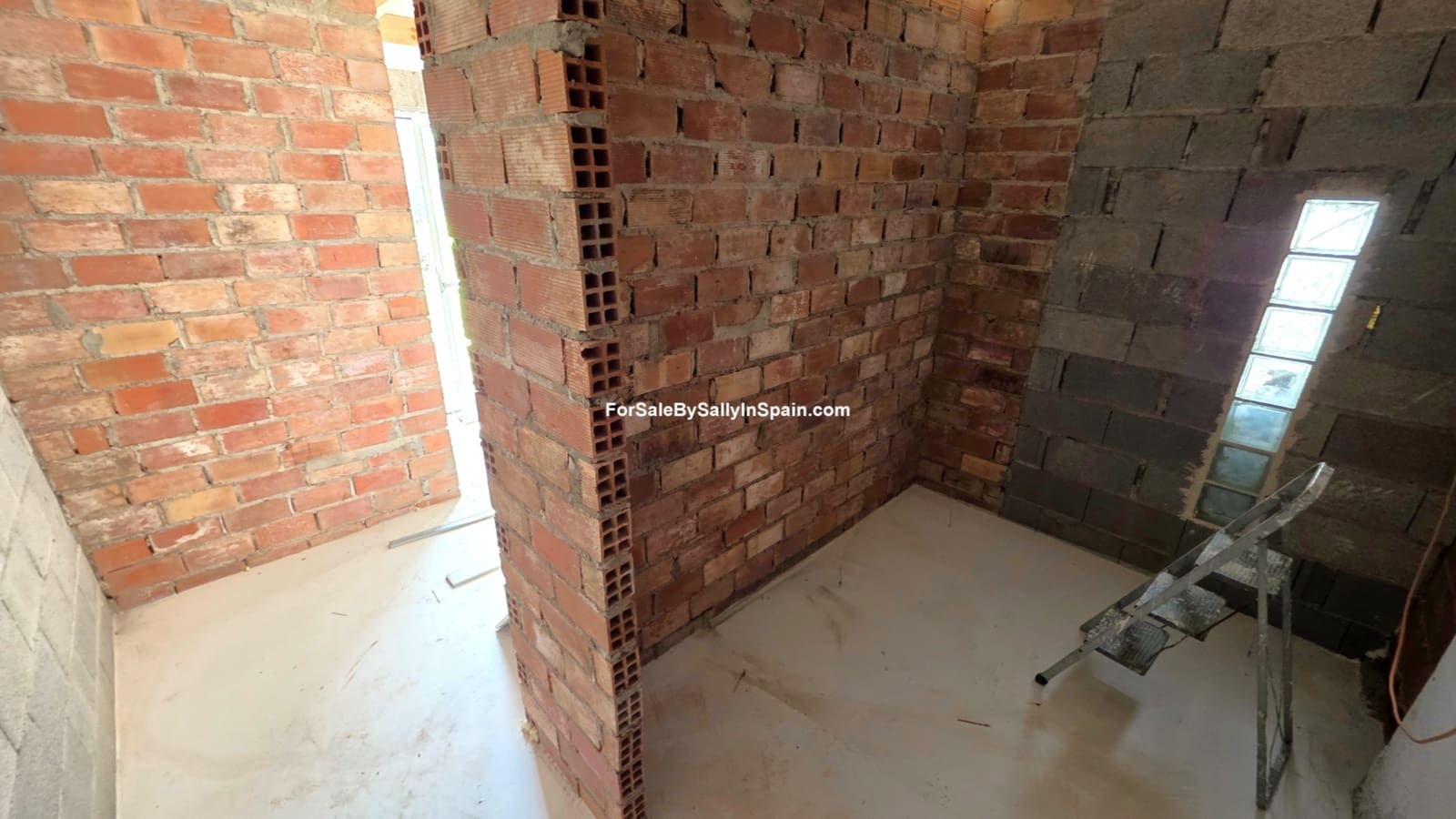 Chalet de 5 habitaciones en Gandia en venta con piscina garaje - 450.000 € (Ref: 9730580)