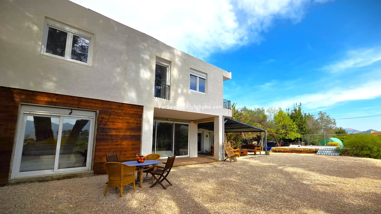 Chalet de 5 habitaciones en Gandia en venta con piscina garaje - 450.000 € (Ref: 9730580)