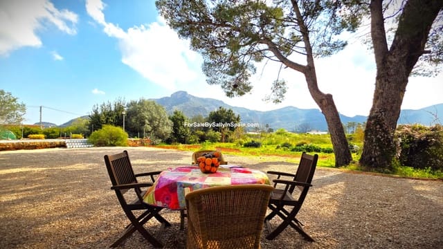 5 bedroom Villa for sale in Gandia with pool garage - € 450,000 (Ref: 9730580)