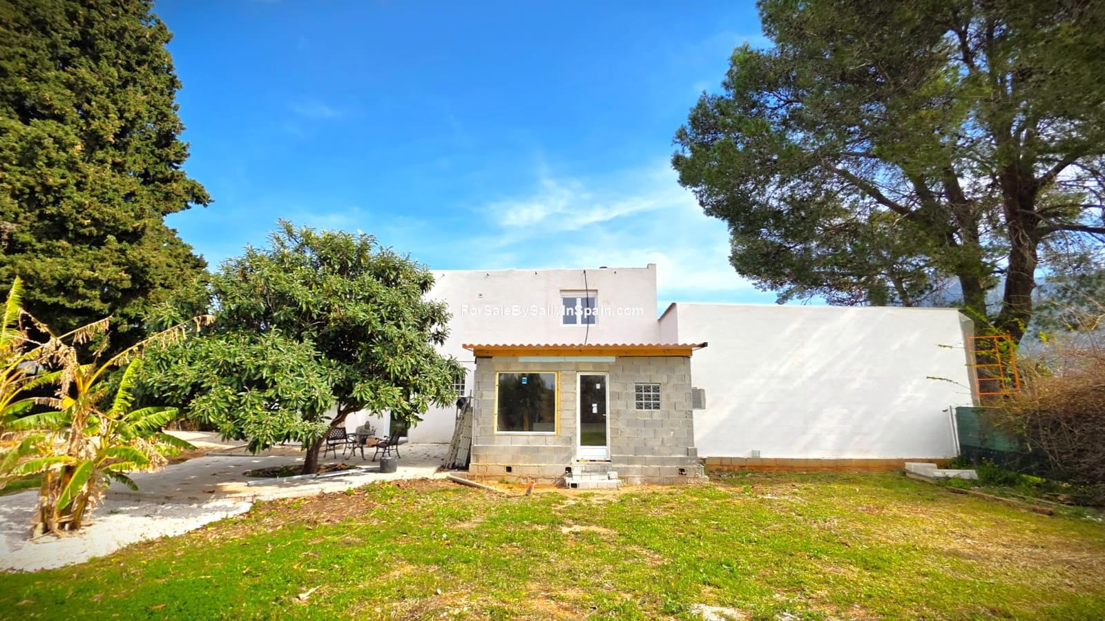 Chalet de 5 habitaciones en Gandia en venta con piscina garaje - 450.000 € (Ref: 9730580)