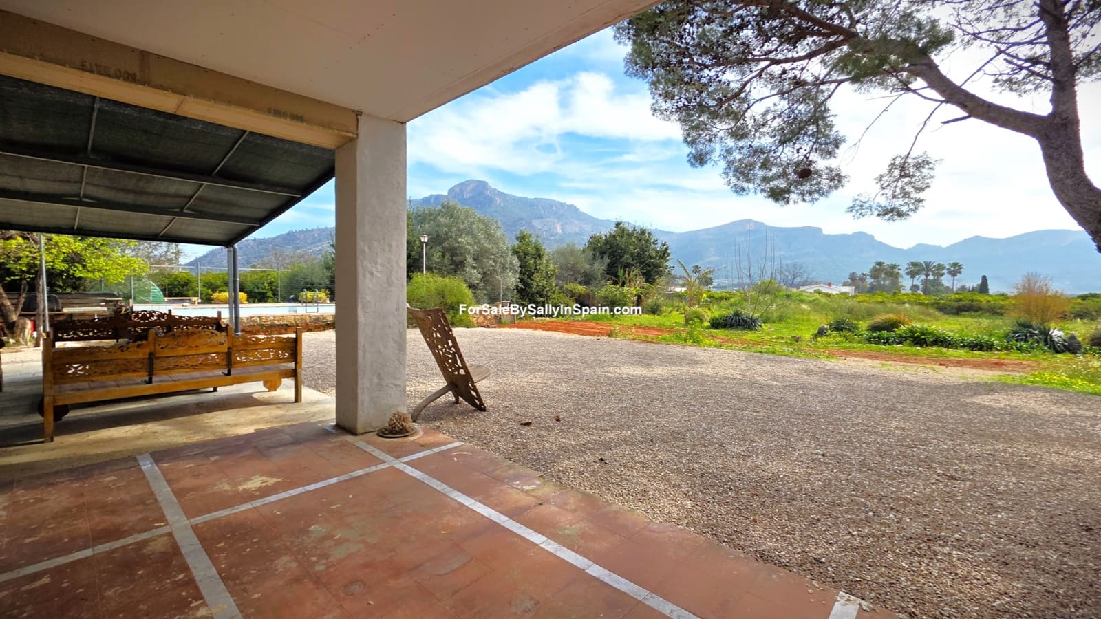 Chalet de 5 habitaciones en Gandia en venta con piscina garaje - 450.000 € (Ref: 9730580)