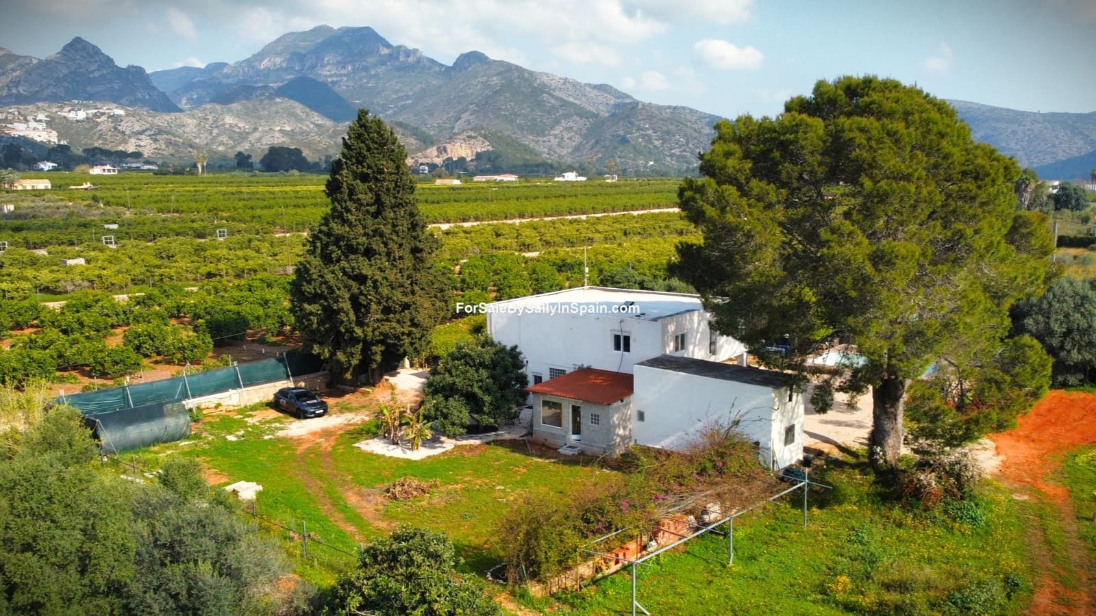 Chalet de 5 habitaciones en Gandia en venta con piscina garaje - 450.000 € (Ref: 9730580)