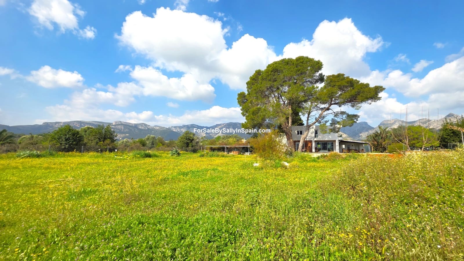 Chalet de 5 habitaciones en Gandia en venta con piscina garaje - 450.000 € (Ref: 9730580)