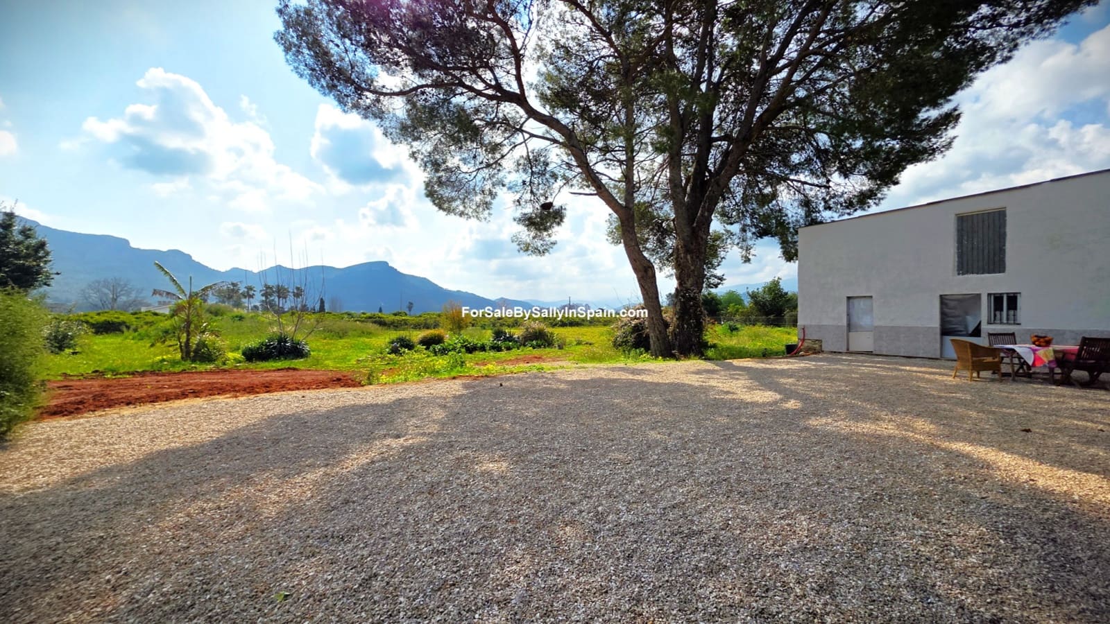 Chalet de 5 habitaciones en Gandia en venta con piscina garaje - 450.000 € (Ref: 9730580)