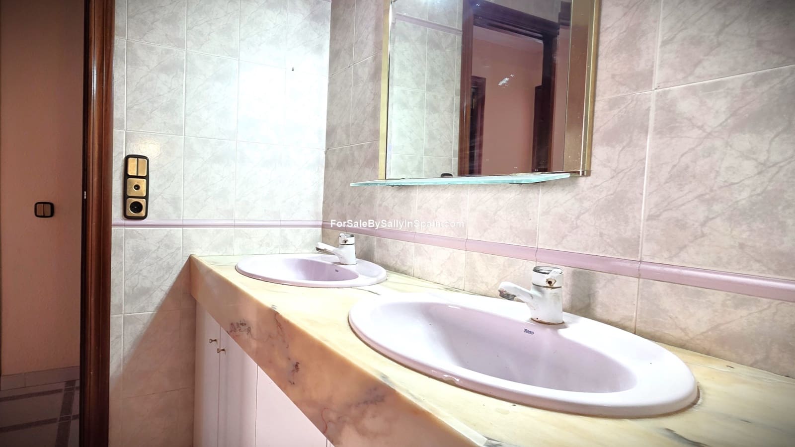 3 bedroom Apartment for sale in Gandia - € 189,000 (Ref: 9730606)