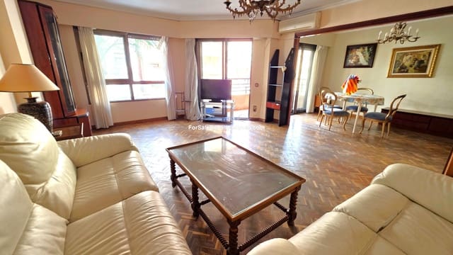 3 bedroom Apartment for sale in Gandia - € 189,000 (Ref: 9730606)