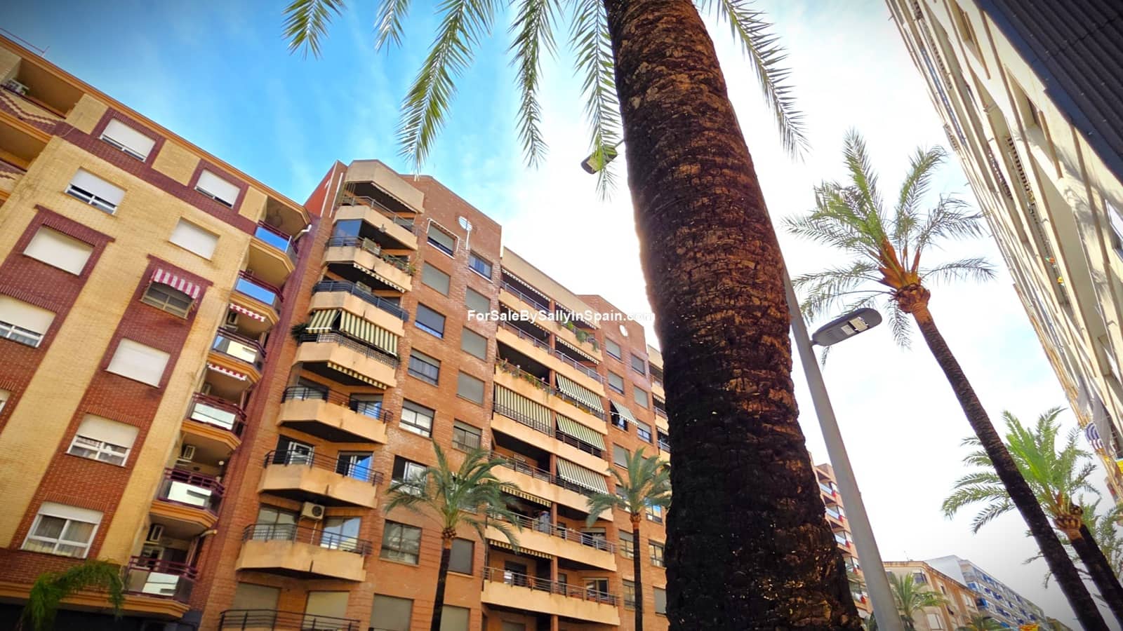 3 bedroom Apartment for sale in Gandia - € 189,000 (Ref: 9730606)
