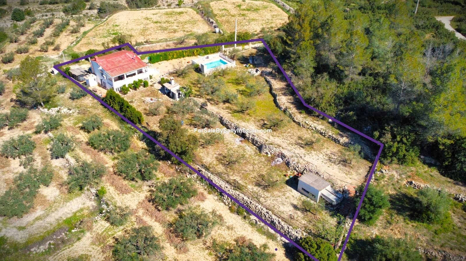 3 bedroom Villa for sale in Beniganim with pool garage - € 189,000 (Ref: 9733826)