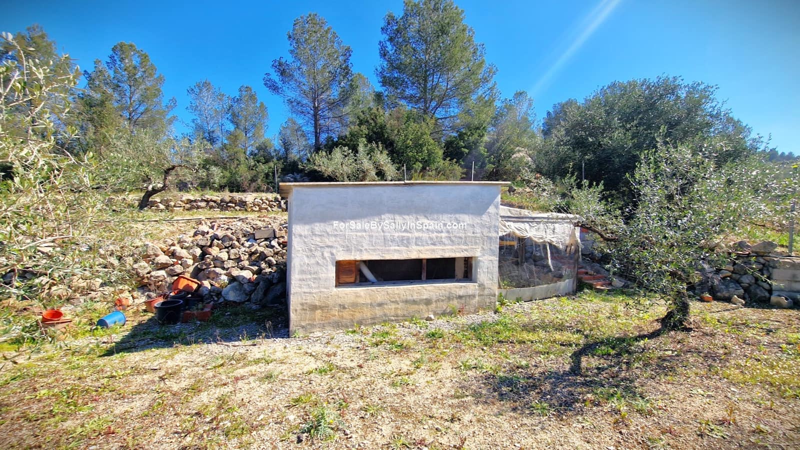 3 bedroom Villa for sale in Beniganim with pool garage - € 189,000 (Ref: 9733826)