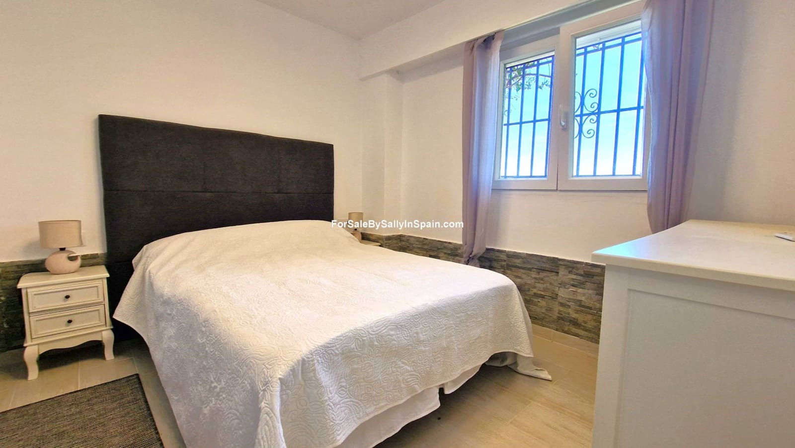 2 soveværelse Lejlighed til salg i Pego med swimmingpool garage - € 195.000 (Ref: 9805495)