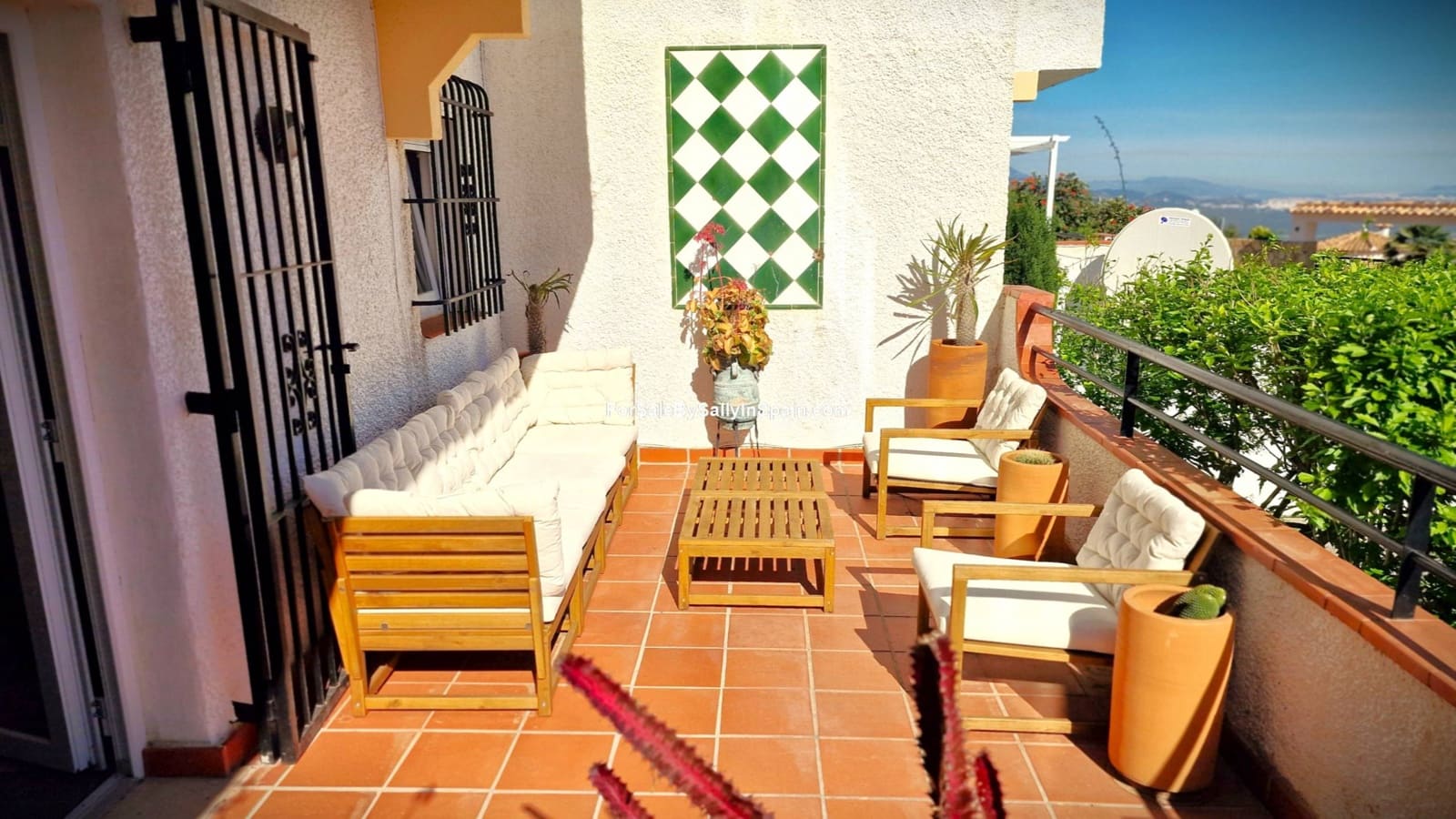 2 soveværelse Lejlighed til salg i Pego med swimmingpool garage - € 195.000 (Ref: 9805495)