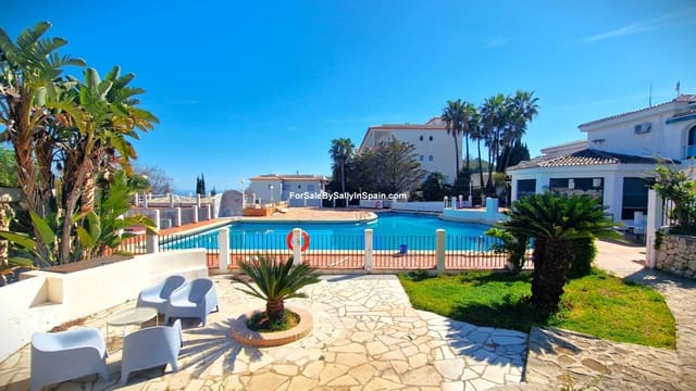 Apartamento de 2 habitaciones en Pego en venta con piscina garaje - 195.000 € (Ref: 9805495)