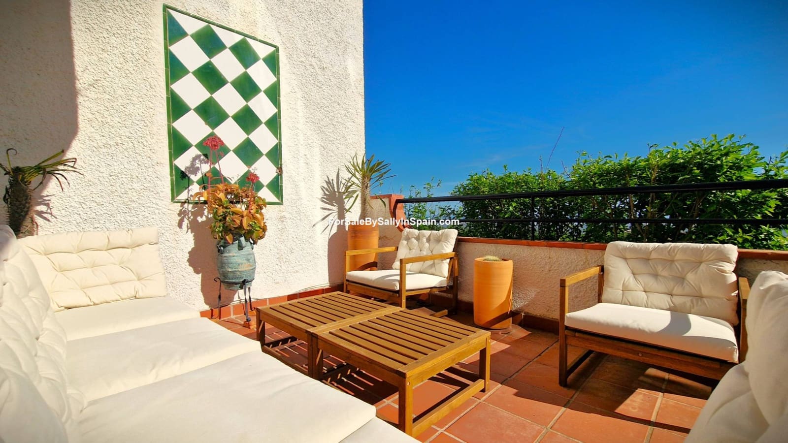 2 soveværelse Lejlighed til salg i Pego med swimmingpool garage - € 195.000 (Ref: 9805495)