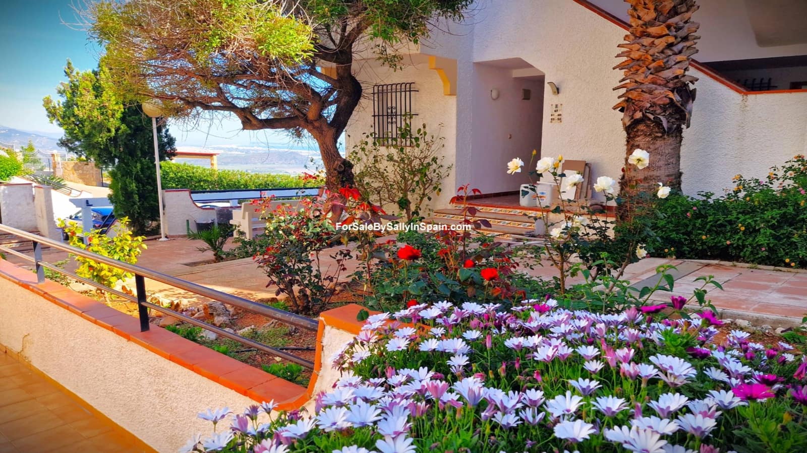 2 soveværelse Lejlighed til salg i Pego med swimmingpool garage - € 195.000 (Ref: 9805495)