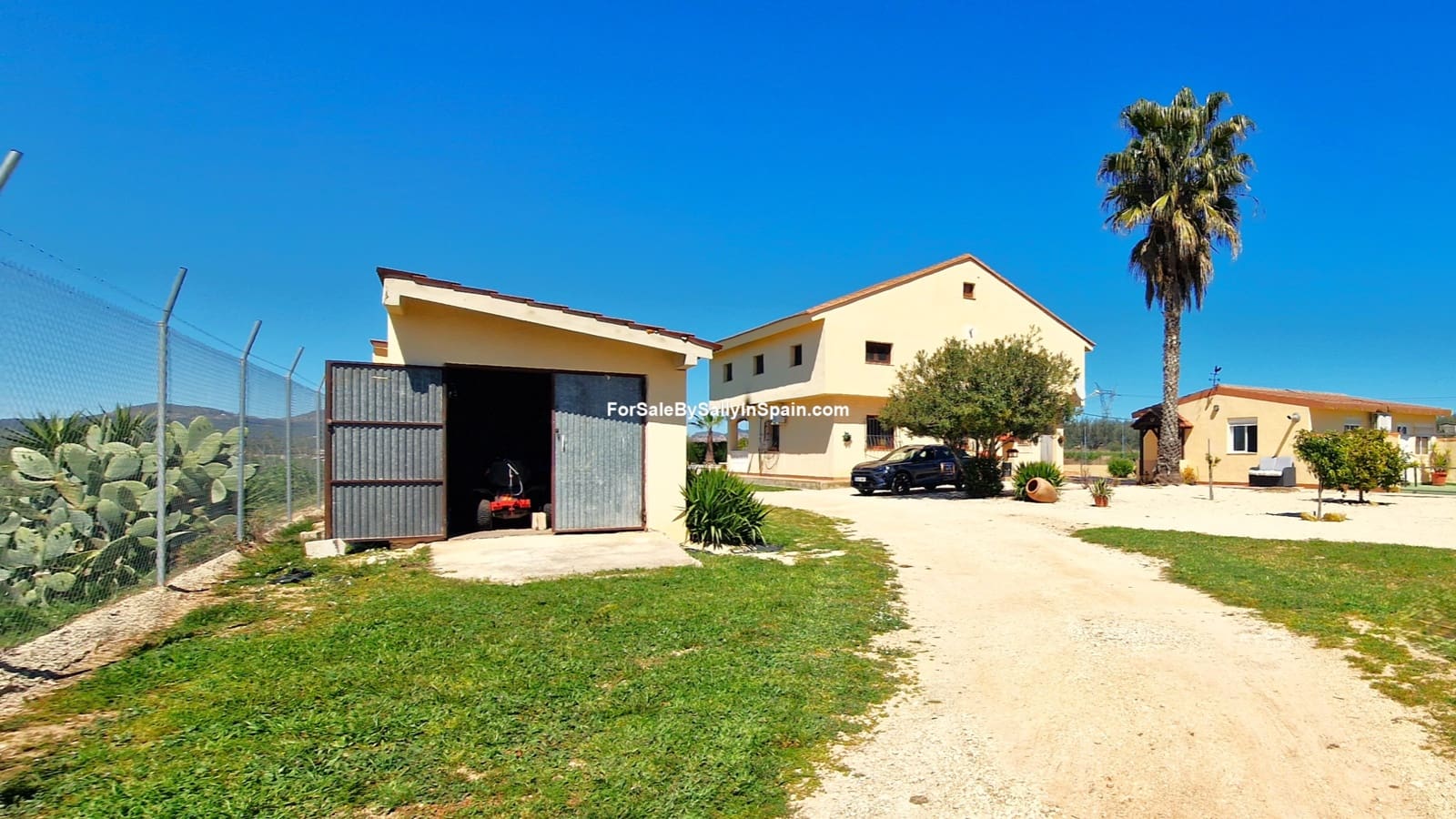 7 bedroom Villa for sale in Beniganim with pool garage - € 475,000 (Ref: 9820724)