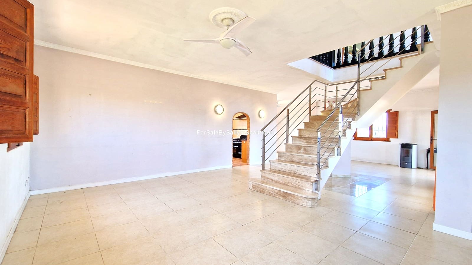 7 bedroom Villa for sale in Beniganim with pool garage - € 475,000 (Ref: 9820724)