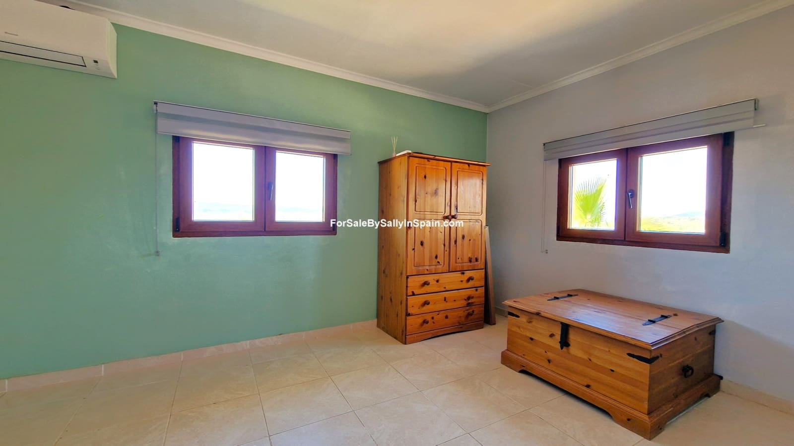 7 bedroom Villa for sale in Beniganim with pool garage - € 475,000 (Ref: 9820724)