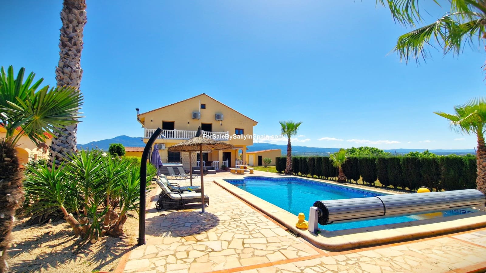 7 bedroom Villa for sale in Beniganim with pool garage - € 475,000 (Ref: 9820724)