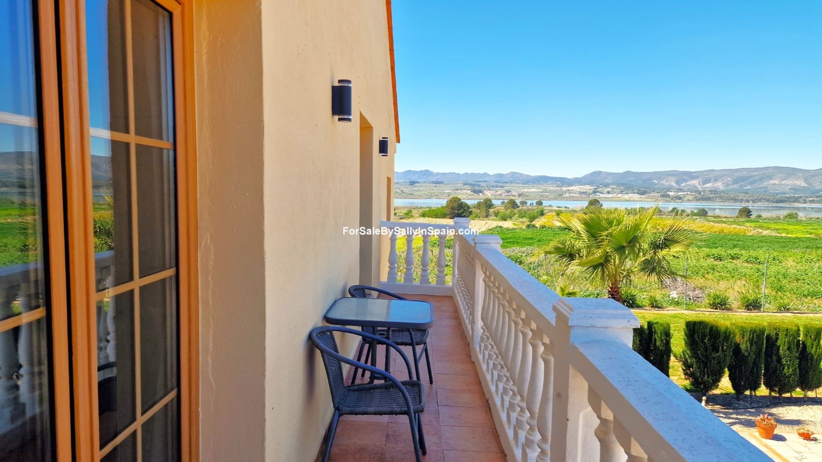 7 bedroom Villa for sale in Beniganim with pool garage - € 475,000 (Ref: 9820724)