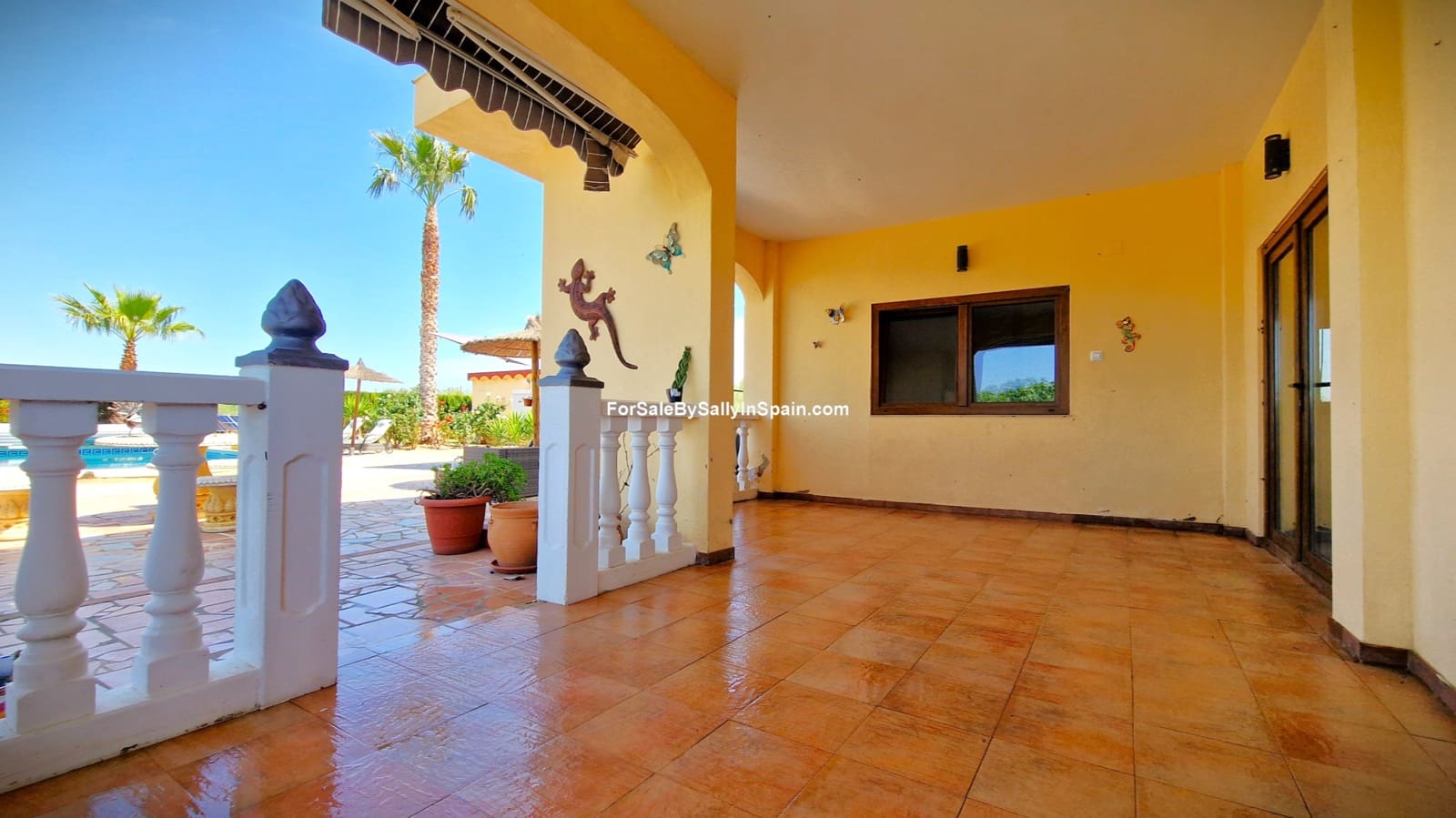 7 bedroom Villa for sale in Beniganim with pool garage - € 475,000 (Ref: 9820724)