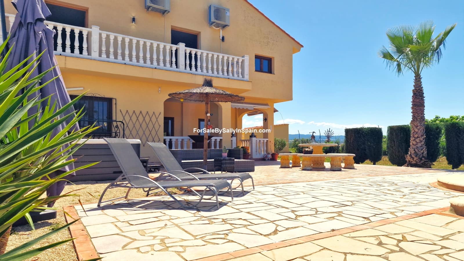 7 bedroom Villa for sale in Beniganim with pool garage - € 475,000 (Ref: 9820724)