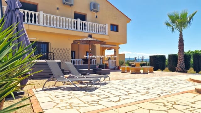 7 chambre Villa/Maison à vendre à Benigánim avec piscine garage - 475 000 € (Ref: 9820724)