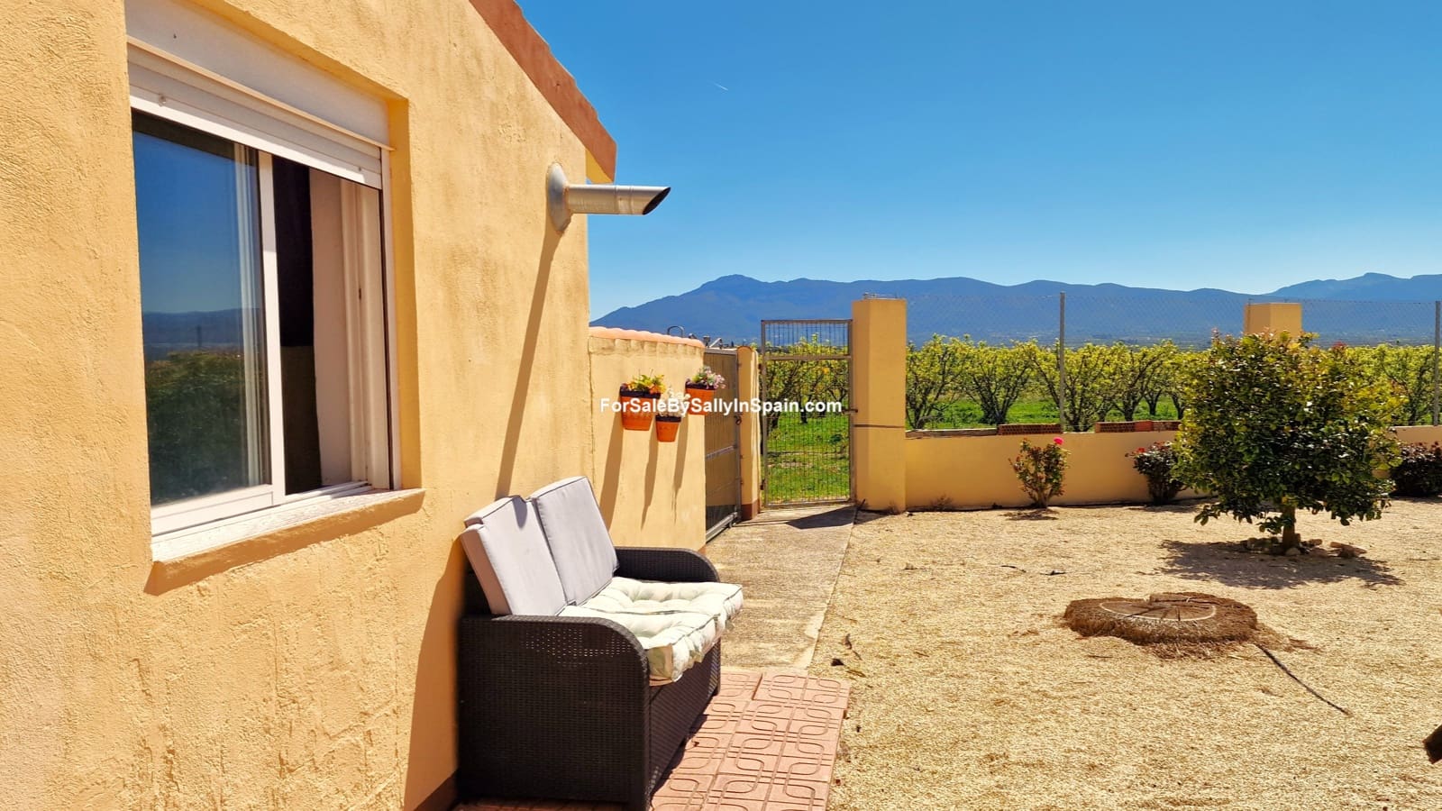 7 bedroom Villa for sale in Beniganim with pool garage - € 475,000 (Ref: 9820724)