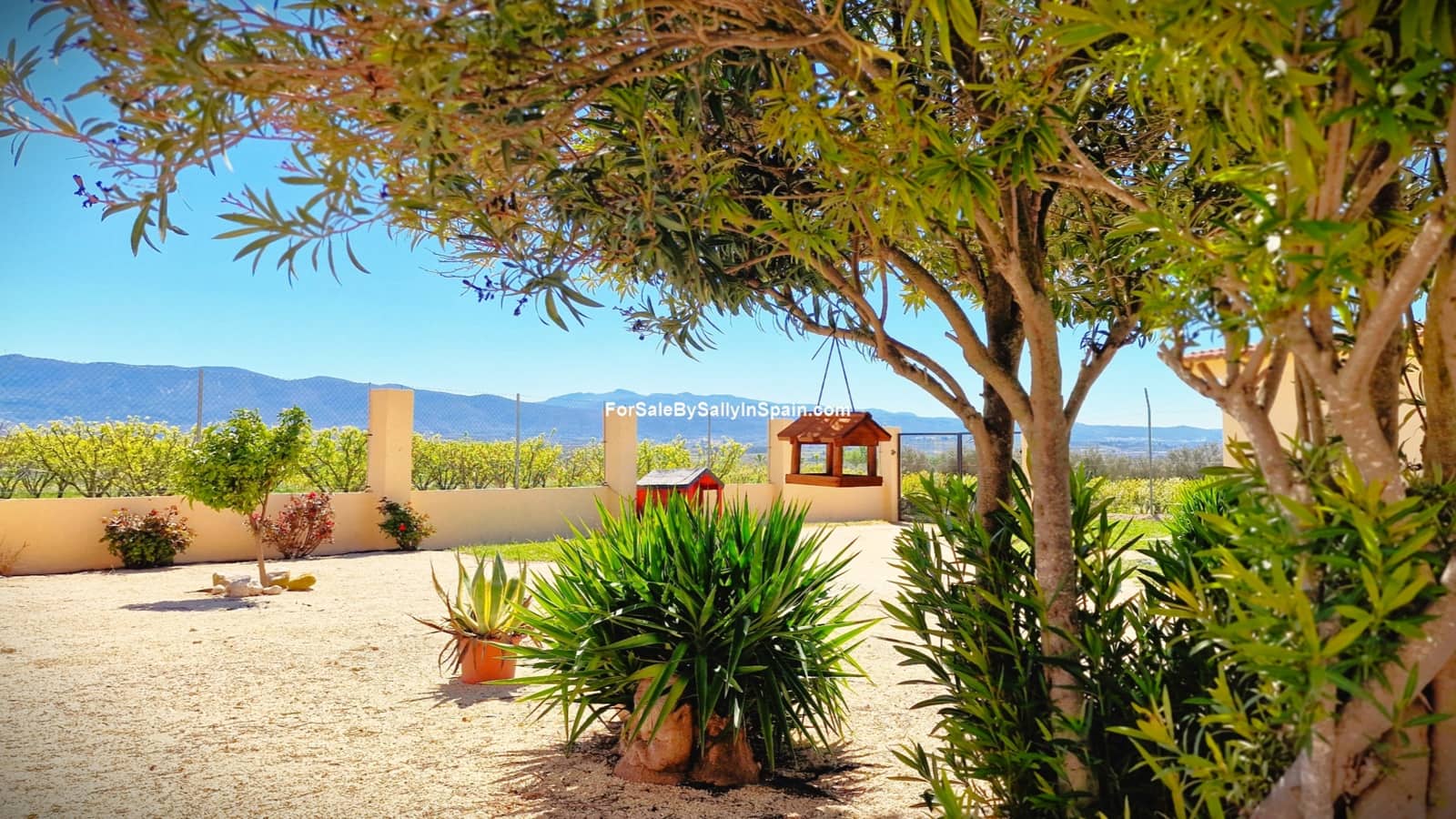 7 bedroom Villa for sale in Beniganim with pool garage - € 475,000 (Ref: 9820724)