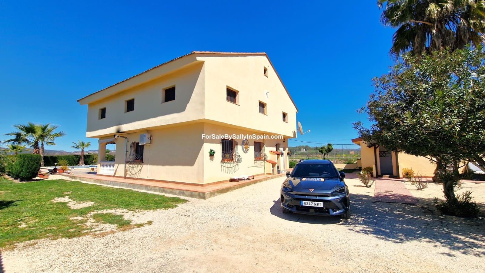 7 bedroom Villa for sale in Beniganim with pool garage - € 475,000 (Ref: 9820724)