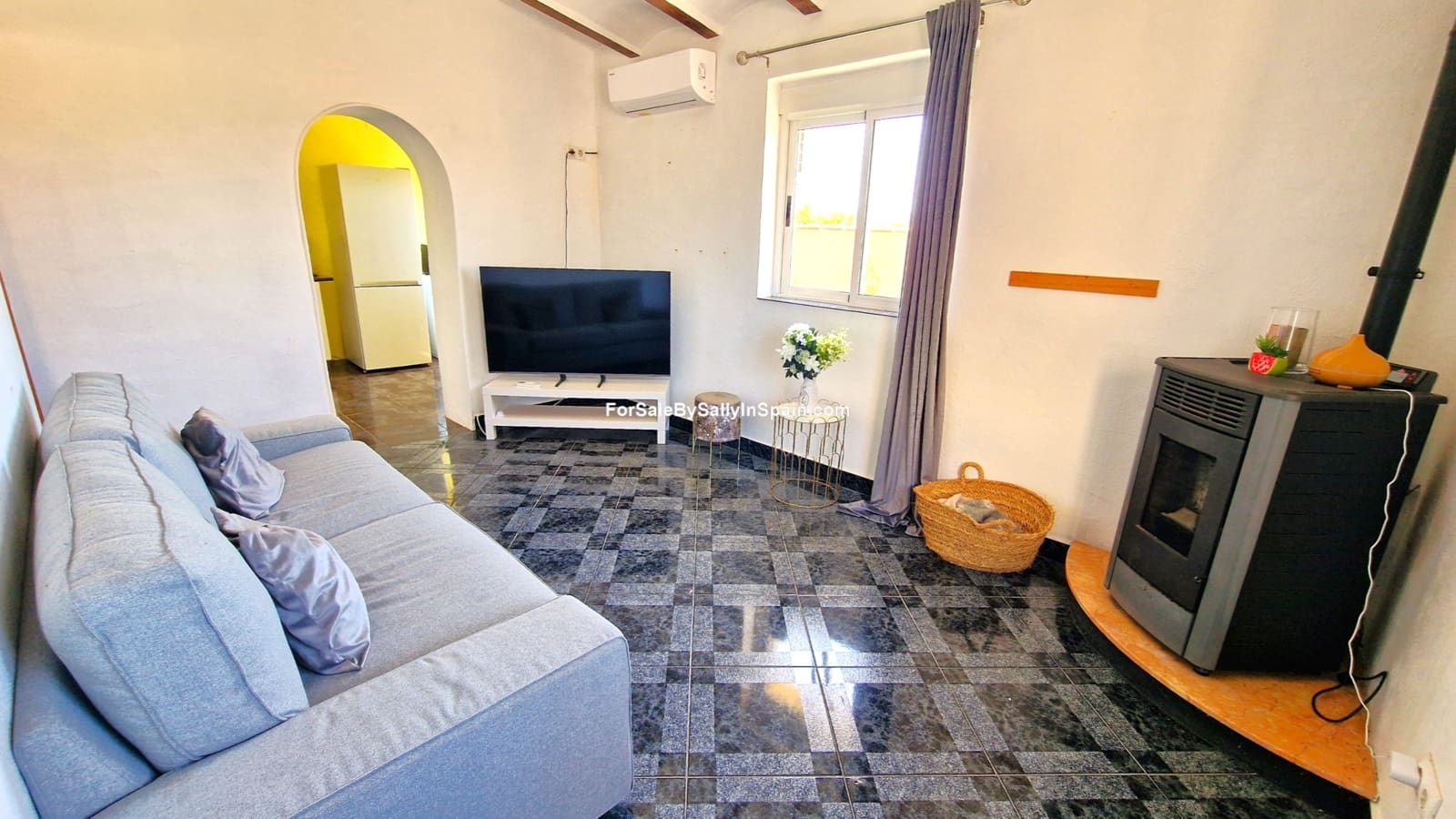7 bedroom Villa for sale in Beniganim with pool garage - € 475,000 (Ref: 9820724)
