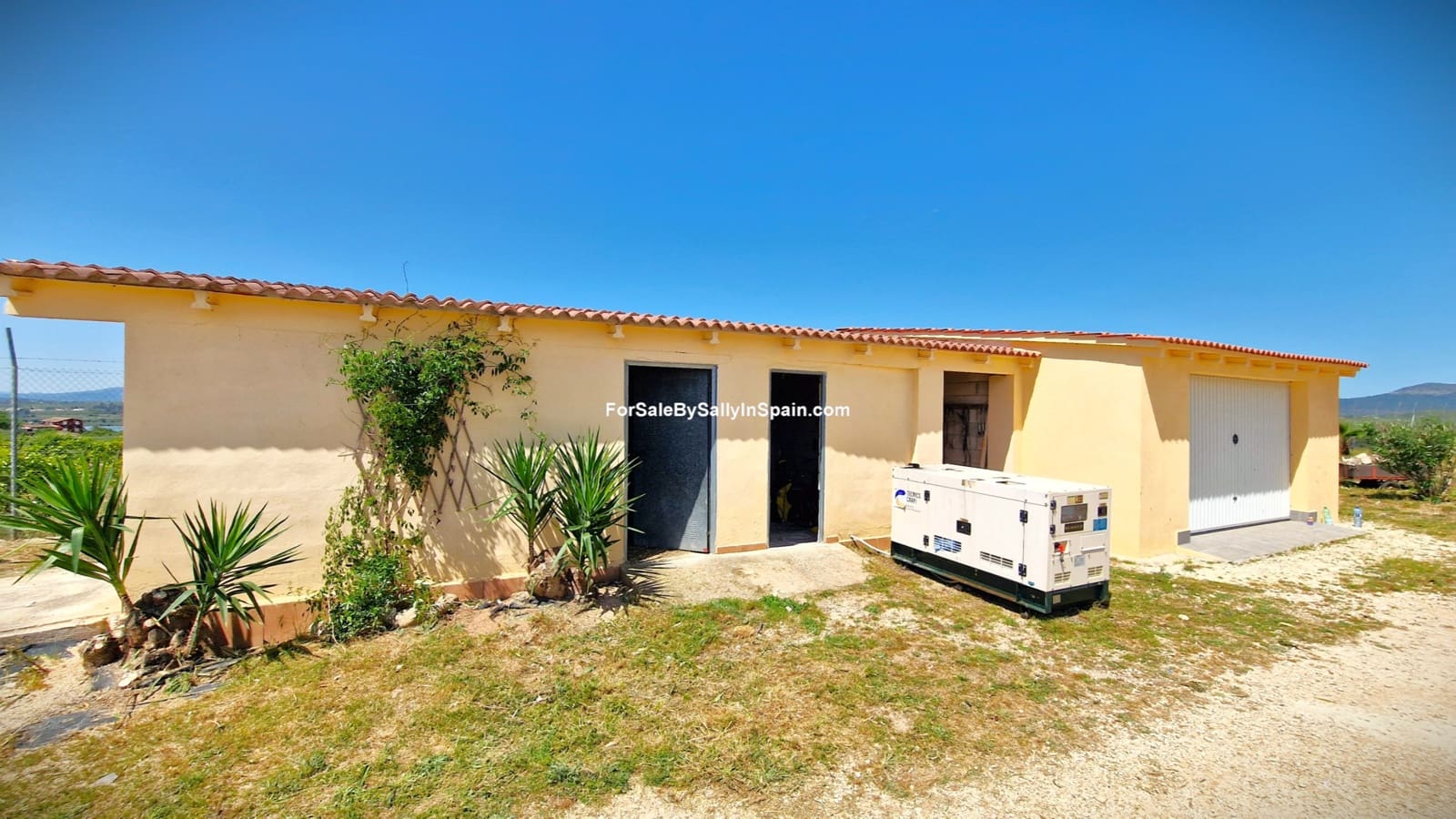 7 bedroom Villa for sale in Beniganim with pool garage - € 475,000 (Ref: 9820724)