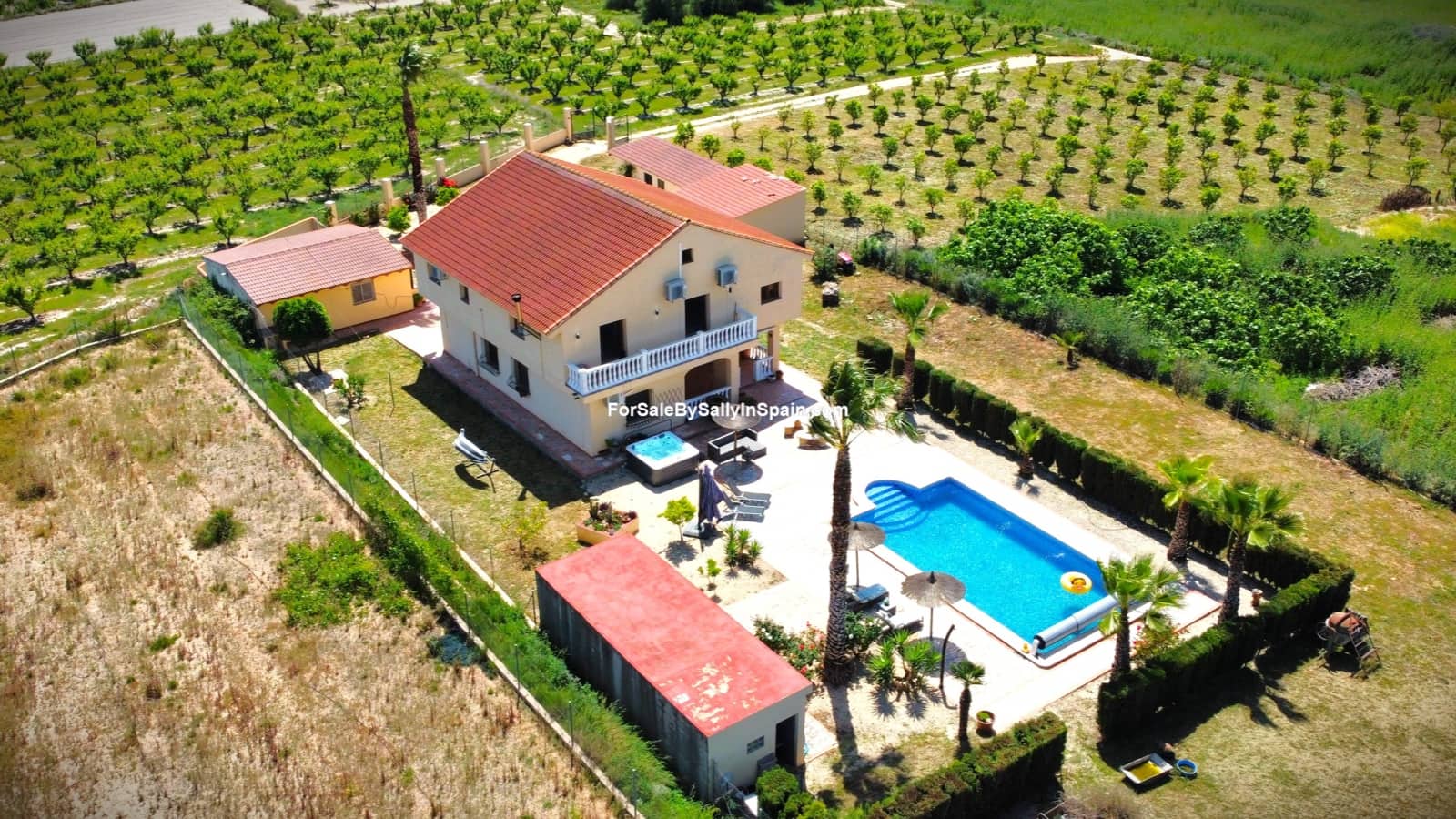 7 bedroom Villa for sale in Beniganim with pool garage - € 475,000 (Ref: 9820724)