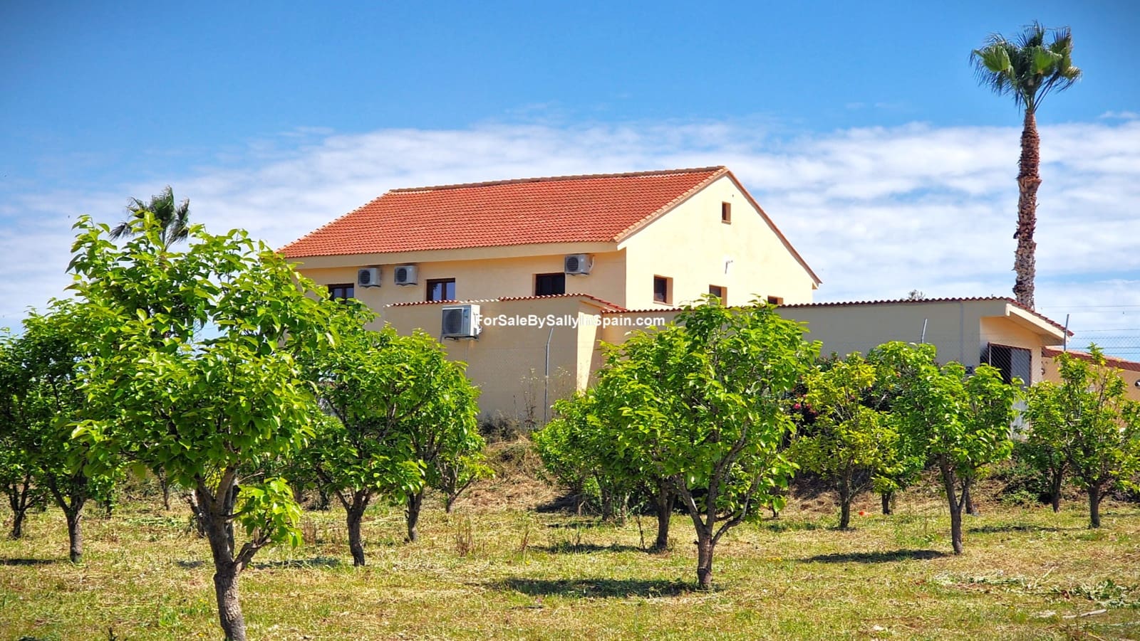 7 bedroom Villa for sale in Beniganim with pool garage - € 475,000 (Ref: 9820724)