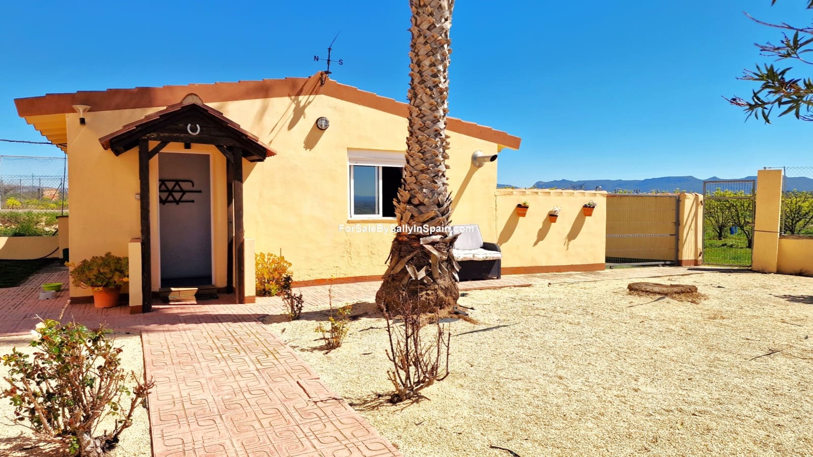 7 bedroom Villa for sale in Beniganim with pool garage - € 475,000 (Ref: 9820724)