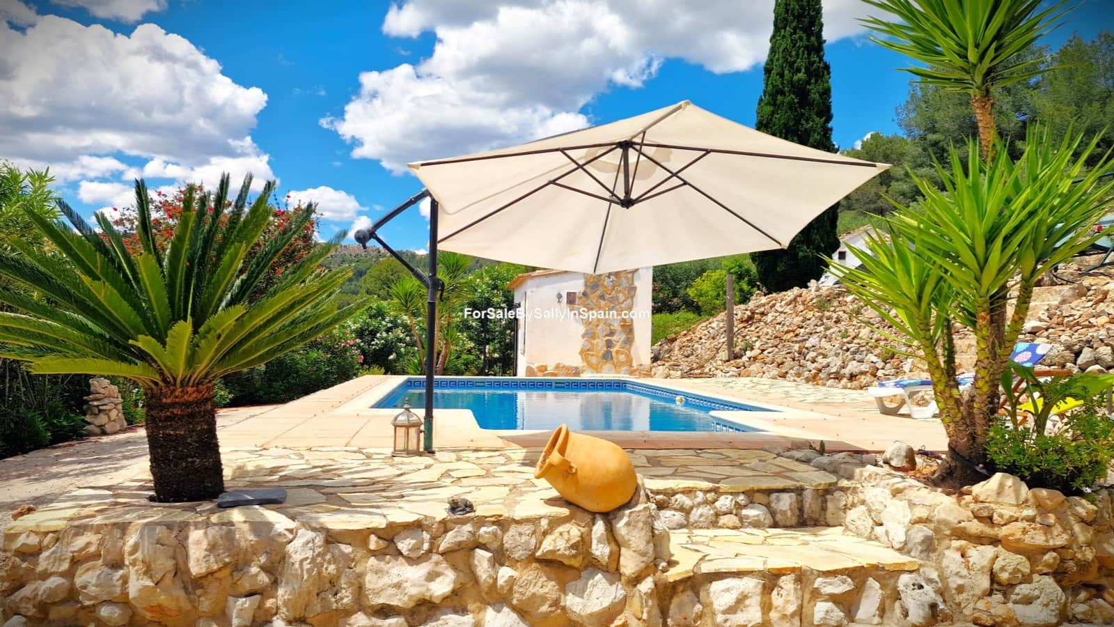 3 chambre Villa/Maison à vendre à Beniganim avec piscine garage - 325 000 € (Ref: 9841736)