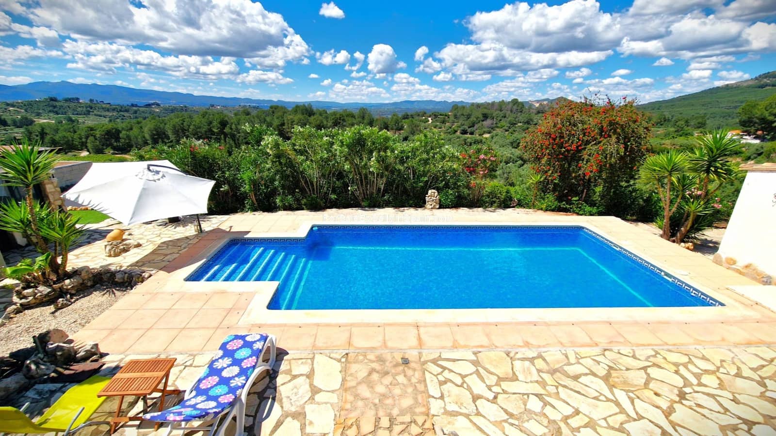 3 chambre Villa/Maison à vendre à Beniganim avec piscine garage - 325 000 € (Ref: 9841736)