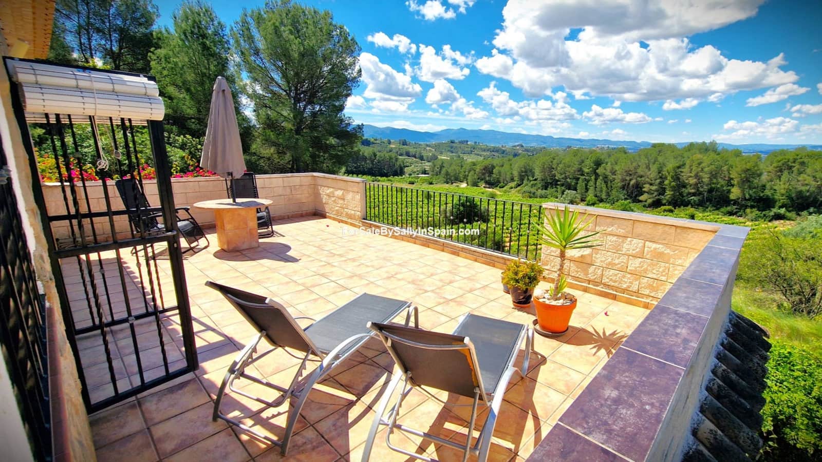 3 chambre Villa/Maison à vendre à Beniganim avec piscine garage - 325 000 € (Ref: 9841736)