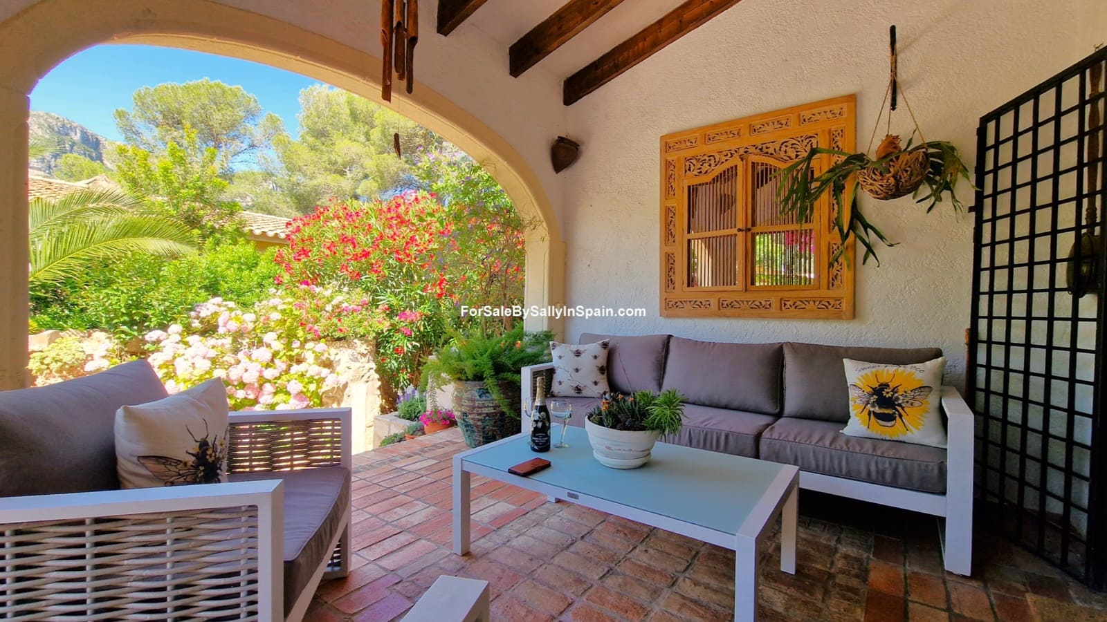 4 slaapkamer Villa te koop in Barx met zwembad garage - € 549.000 (Ref: 9895027)