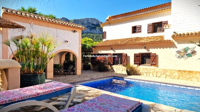 4 slaapkamer Villa te koop in Barx met zwembad garage - € 549.000 (Ref: 9895027)