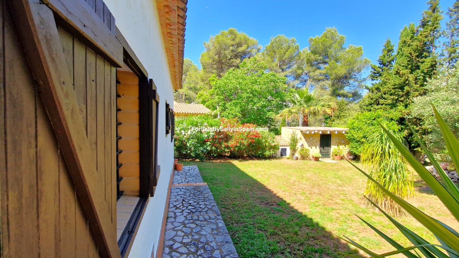 4 slaapkamer Villa te koop in Barx met zwembad garage - € 549.000 (Ref: 9895027)